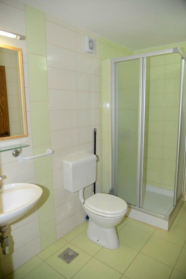 Apartmaji Rabic 보히니 외부 사진